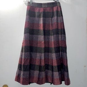 Plaid skirt